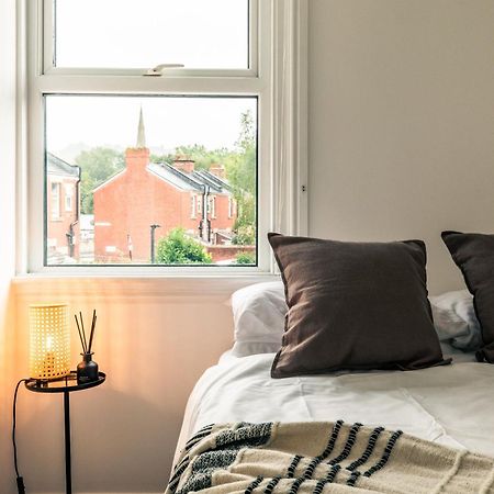 The Broadway Bath - 2 Bedrooms With Parking, Central Bath Ngoại thất bức ảnh